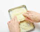 朝ごはんに!食パンで焼きカレーパン作り方2写真
