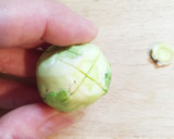 【作り置き】芽キャベツのコンソメスープ煮作り方1写真