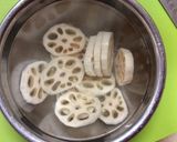 鶏肉とレンコンのうま煮作り方1写真