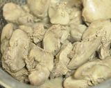 ショウガたっぷり❤鶏レバーの赤ワイン煮♫作り方3写真