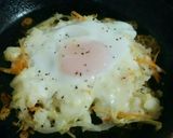 ポテサラとチーズの巣ごもり目玉焼き。作り方5写真