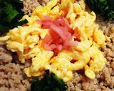 鶏そぼろのカラフル丼&おにぎり作り方2写真