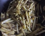 子供も大好きじゃがいものミンチ炒め作り方5写真
