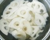 レンコンと油揚げの味噌炒め作り方1写真