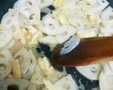 レンコンと油揚げの味噌炒め作り方4写真