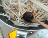豚肉ともやしのコチュジャン炒め。作り方3写真