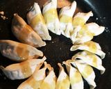 失敗しない！簡単♪パリパリ餃子の焼き方作り方3写真
