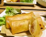 節約＆簡単！ベーコンポテトパイ風春巻き＊作り方4写真