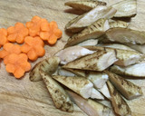 初めてでも簡単♪ごぼうと鶏の筑前煮風煮物作り方1写真