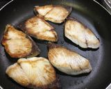 我が家のブリ照り焼き★ カリっフワッ作り方4写真