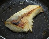 ブリのラーマ バターの風味照り焼き作り方2写真
