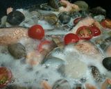 【簡単】お洒落な海鮮ワイン蒸し作り方3写真