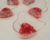 簡単おやつ✾苺のふんわり～ミルクプリン作り方2写真