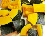 鶏団子とカボチャの煮物作り方1写真