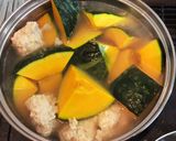 鶏団子とカボチャの煮物作り方7写真