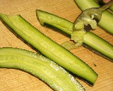 簡単うまい！きゅうりの牛カルビ炒め　作り方1写真