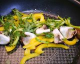 簡単！むね肉と春菊の胡麻醬油和え作り方3写真