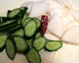 簡単!カブと胡瓜の白だし漬け作り方1写真