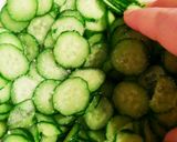 簡単！きゅうりとわかめ・ちりめんの酢の物作り方4写真
