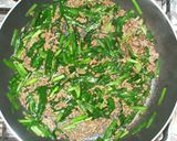 ニラ玉丼♪ニラ＋ひき肉＋卵＋残りご飯丼作り方5写真