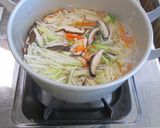 たっぷりキノコと野菜のお吸いもの作り方3写真