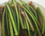 【家庭の味】つわぶきと新たけのこの煮物♪作り方1写真
