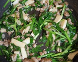 とろ旨♪ひき肉とエリンギのニラ玉炒め☆作り方8写真