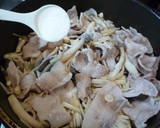 カルシウム満杯！豚肉ときのこのおろし炒め作り方5写真