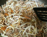 簡単！うまい！もやし挽き肉丼作り方5写真