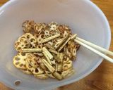 揚げ蓮根・揚げごぼうで☆グリーンサラダ作り方5写真