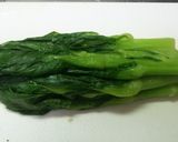 チンゲン菜花とトマトのゴママヨ和え作り方1写真