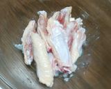 ジャガイモと手羽中のコンソメ煮作り方1写真