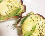 簡単！餃子の皮でアボガドトマトカップ♡作り方5写真