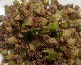 牛挽肉、野菜の味噌マヨ炒め　レタス巻き作り方4写真