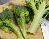 下茹で不要✽ブロッコリーのにんにく炒め作り方2写真