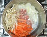 簡単かた焼きそば焼きそば麵もやし豚肉人参作り方2写真
