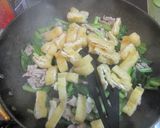 小松菜と豚肉炒め（香草添え）作り方2写真
