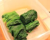 ☆ 母の味！ベーコンとほうれん草の炒め作り方1写真