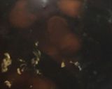 手羽元の梅干し煮☆作り方1写真