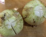 ノンフライヤーで新玉ねぎの丸ごと焼き作り方1写真