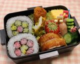 お花見弁当♡太巻きとスティックおにぎり作り方10写真
