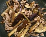 なすと豚肉の炊き込みご飯〜茄子饭〜作り方5写真