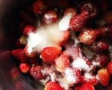 ごろごろいちごジャム作り方1写真