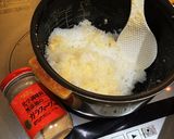 混ぜるだけ！炒めないガーリックライス作り方4写真