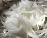 使い方無限大☆新玉ねぎの醤油マリネ作り方1写真