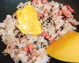 塩昆布としらすの和風炒飯☆彡作り方3写真