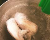 鳥胸肉料理で余った皮で 鶏皮の湯引き作り方3写真