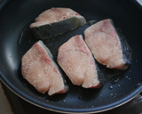 ふっくら♪おいしいブリの照り焼き作り方3写真