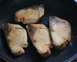 ふっくら♪おいしいブリの照り焼き作り方4写真