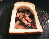 ズボラでゴメン！食パン枠ベーコンオムレツ作り方2写真